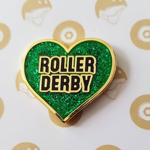Roller Derby Enamel Pin - Green Glitter Heart