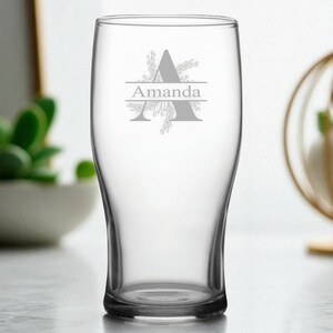 Personalised Engraved Any Initial Tulip Pint Glass 20oz Ideal For Wedding Birthday Anniversary Gift