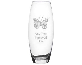 Gepersonaliseerde kogelvaas met gegraveerde vlinder Verschillende ontwerpen en maten beschikbaar Perfect cadeau voor Moederdag Verjaardagen Bruiloft