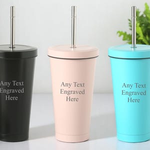 Vaso térmico de doble pared con tapa y pajita, personalizado, con texto grabado, para agua, café helado y batidos (550 ml)