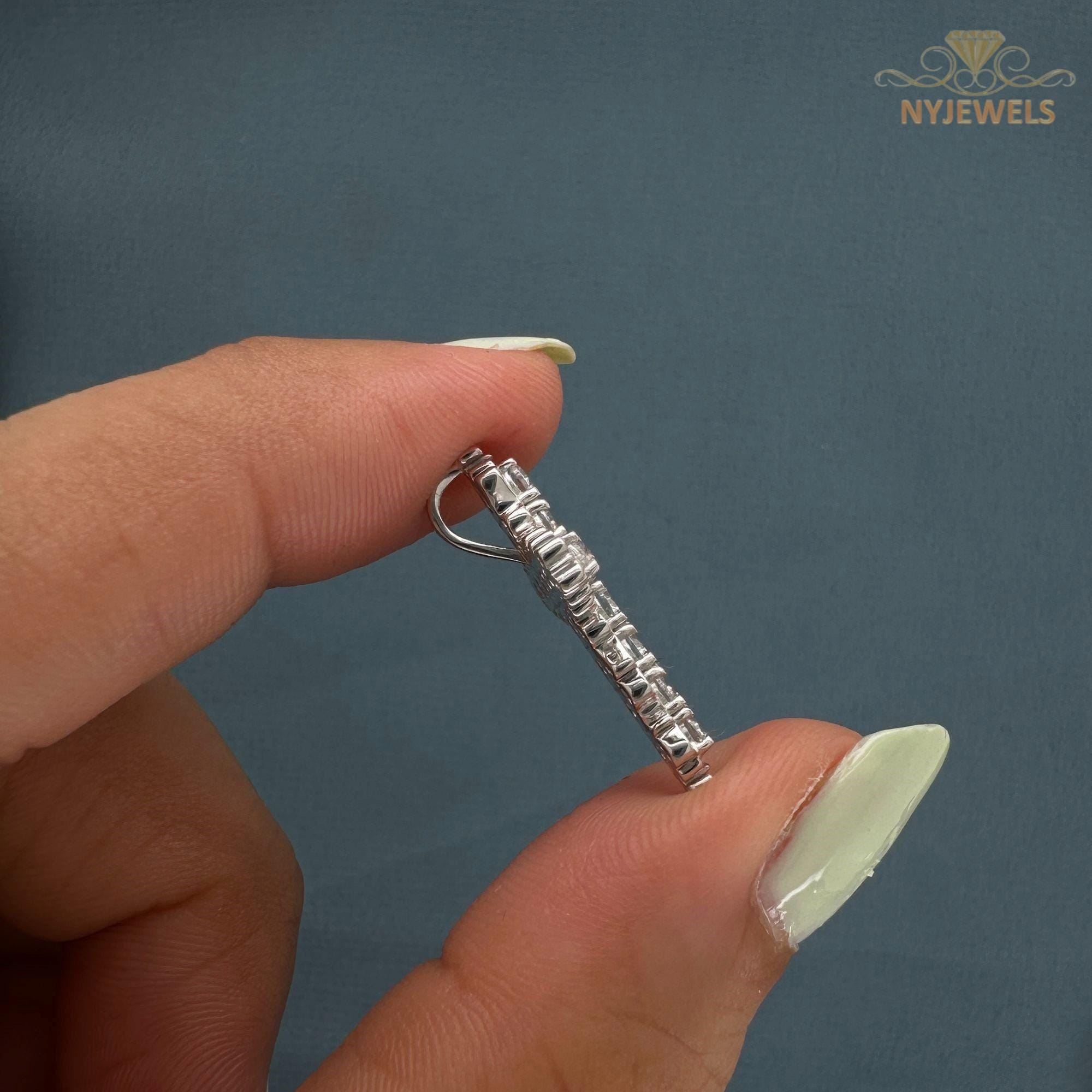 Ciondolo Croce In Argento 925 Placcato Oro 14k – Moissanite Tonda 3 Ct – Uomo