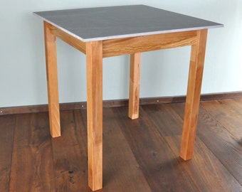 individuelles Tischgestell als Beistelltisch, Couchtisch, Nachttisch | Fliesentisch