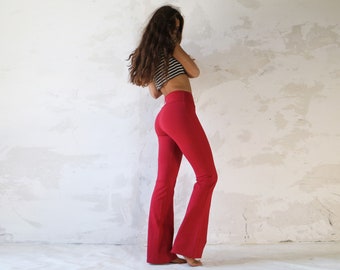 Pantalon boho, Vêtements de festival, Pantalon jambe large, Pantalon taille haute, Pantalon de yoga rouge, Vêtements boho, Pantalon évasé, Vêtements de yoga, Pantalon de festival