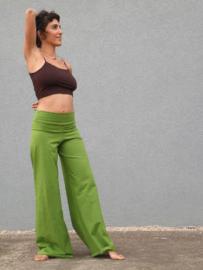 Pantaloni yoga, pantaloni Boho, pantaloni a gamba larga, pantaloni di cotone, pantaloni hippie, abbigliamento Boho, abbigliamento festival, pantaloni beige, pantaloni fitness, abbigliamento yoga Verde