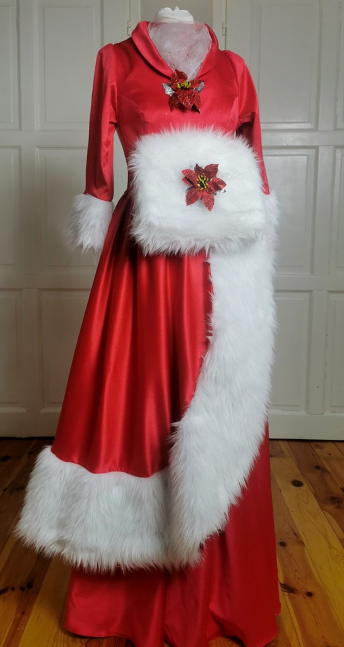 Rosemary Clooney White Christmas dress mrs Claus red white fur  Etsy