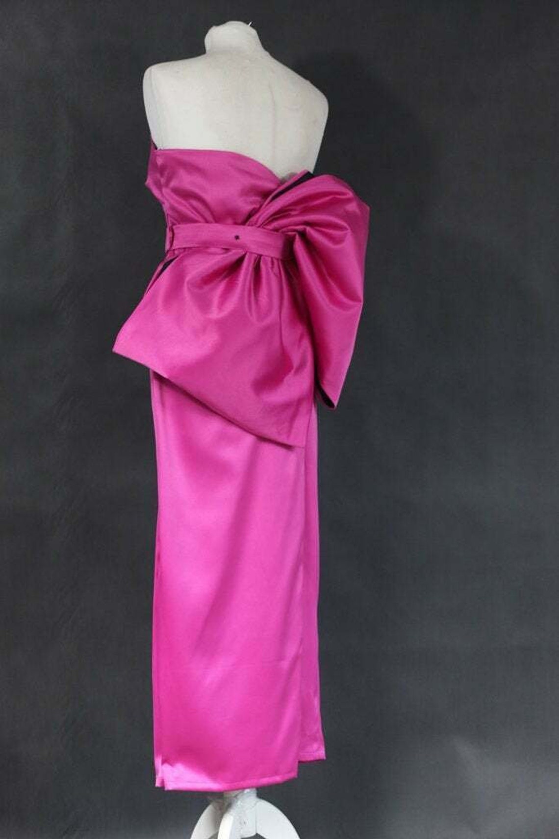 bridesmaid curly hair