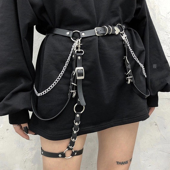 BLVCK chain garter belt