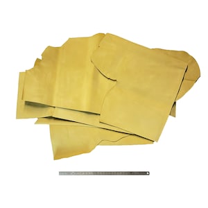 1 Kgr of nubuck cowhide leather scraps - Yellow - Choice 1