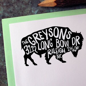 Aangepaste adresstempel, Buffalo Bison - Gepersonaliseerd cadeau - Housewarming - Huwelijksuitnodigingen - Save the Date - Kerstkaarten - Zelf inkt