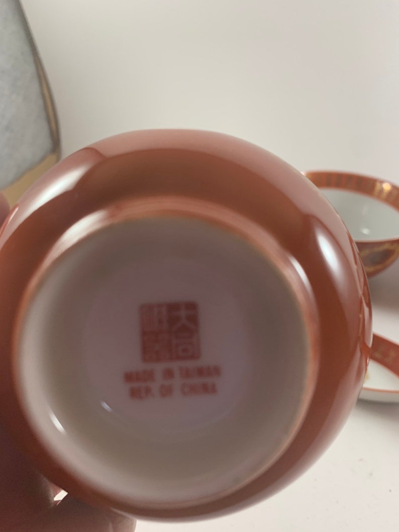 Vintage Taiwan Taipei Oriental Porcelain bowls and spoon