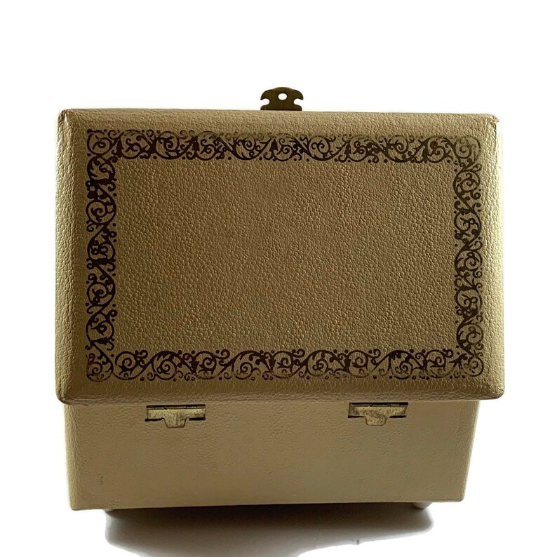Vintage musical jewelry box plays Blue Denube Waltz