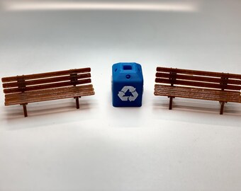 O or G scale Bench kit mixed with Recycle Can, Platform Accessories Multicolor