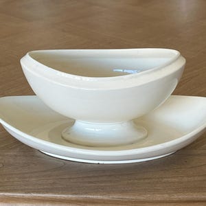 France Antique MONTEREAU Boat-shaped White Saucier French Vintage
