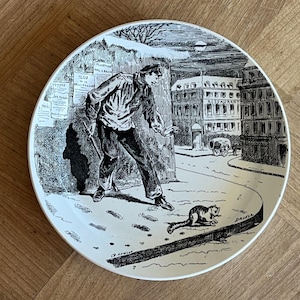 France Antique French Vintage Creil et Montereau Monsieur, Cat and Mouse Grisaille Plate