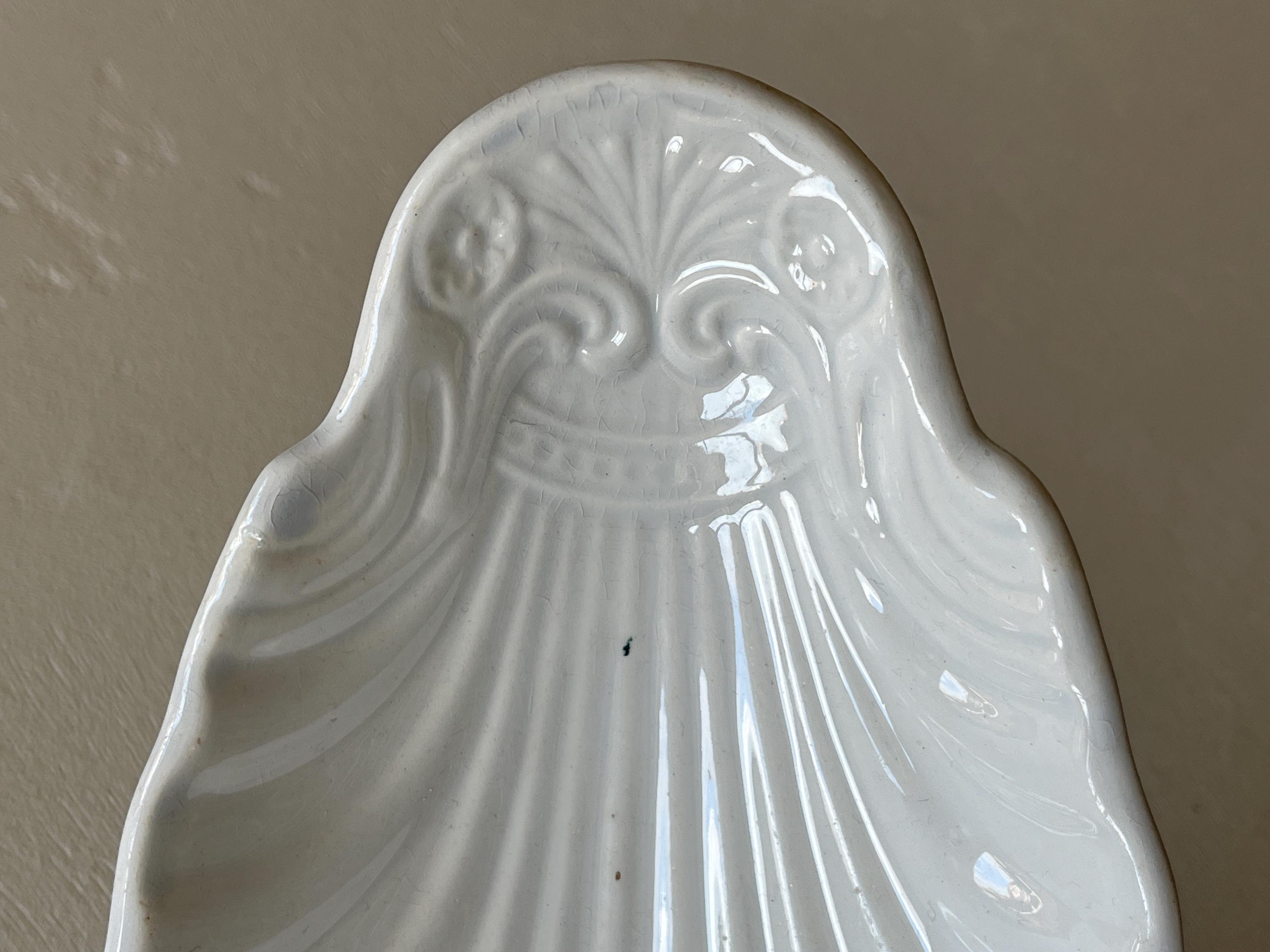 France Antique Creil Et Montereau White Ravier Shell Relief
