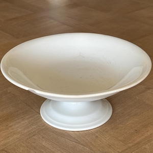 Fance Antique Creil & Montereau White Kaolina Series Compotier French Vintage