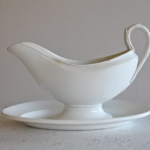 France Antique Sauciere GIEN White Faience fine Sauceboat French Vintage