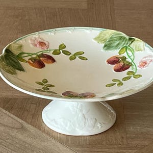 France Antique Choisy le Roi Barbotine Strawberry Relief Compotier French Vintage