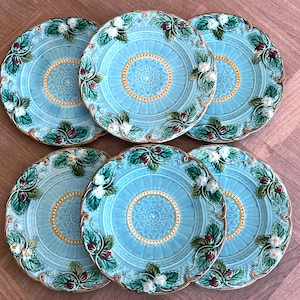 Set of 6 France Antique Sarreguemines Majolica Strawberry dessert plates French Vintage