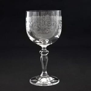 Französisches Vintage Efeu Muster Ätzglas für Rotwein, Höhe 15,5 cm