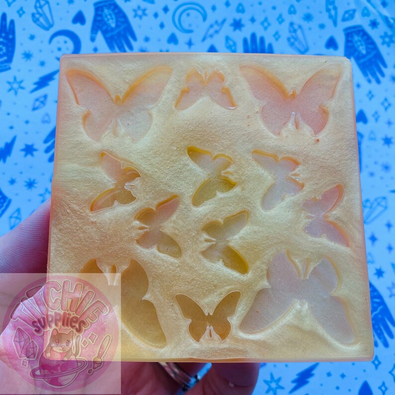 12 Butterflies 8 Small, 4 Large Handmade Silicone Mould
