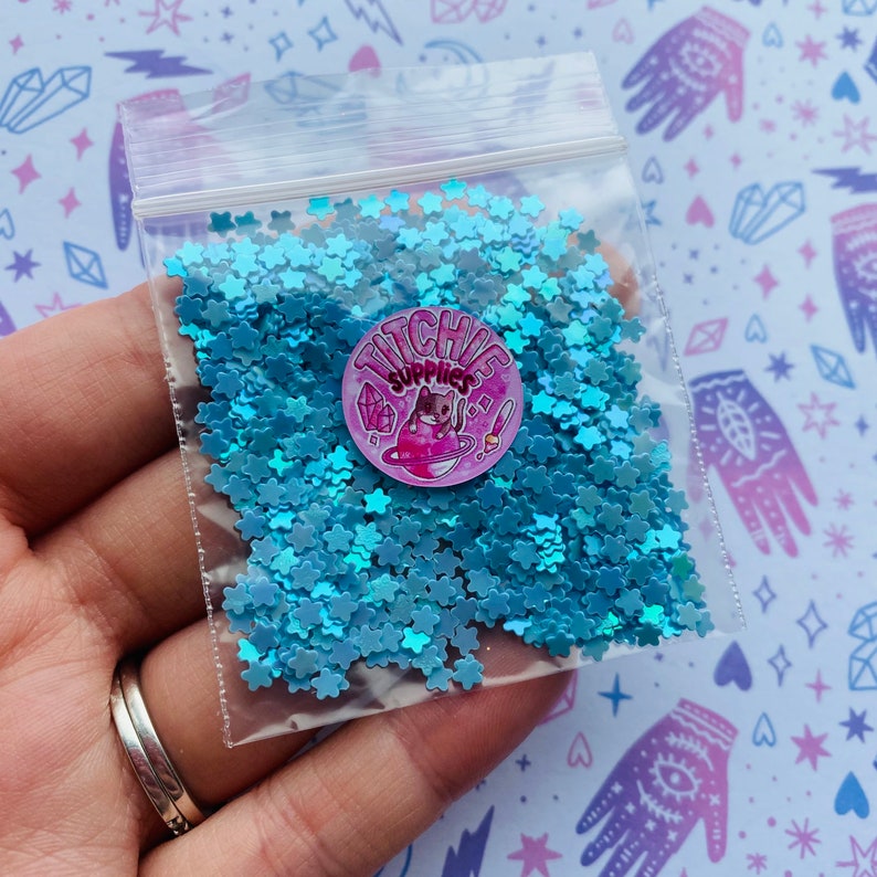 2.5g Bag Blue Iridescent Flower Confetti
