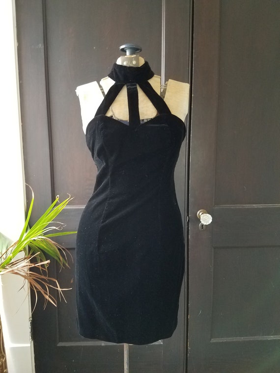 90s velvet mini dress 90s Purple Velvet Halter Mini Cocktail Dress