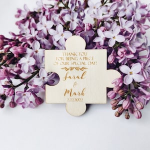 Puzzle Hochzeitsbevorzugungsmagnet, personalisierte hölzerne Hochzeitsmagnete, hölzerne Dankesgeschenke, Gastgeschenke, personalisierte Gastgeschenke