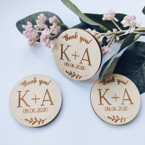 Personalized Wedding Thank You favor, Favors for Guests, Floral Magnets, Personalized Engraved Wedding Favor, Boho Style Wedding Favors