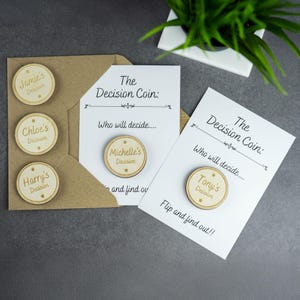 Personalisierte Holz Custom Paare Entscheidung Münze Freund oder Freundin Geschenk Idee Flip Entscheidung Münze Valentinstag Geschenk Jahrestag Geschenkidee