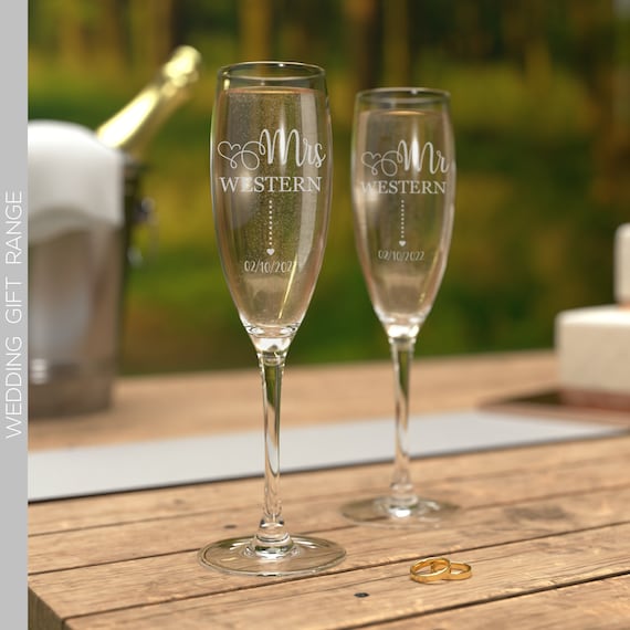 Mr and Mrs - Juego de 2 copas de vino de boda, grabadas con láser, copas  personalizadas grabadas para novia y novio