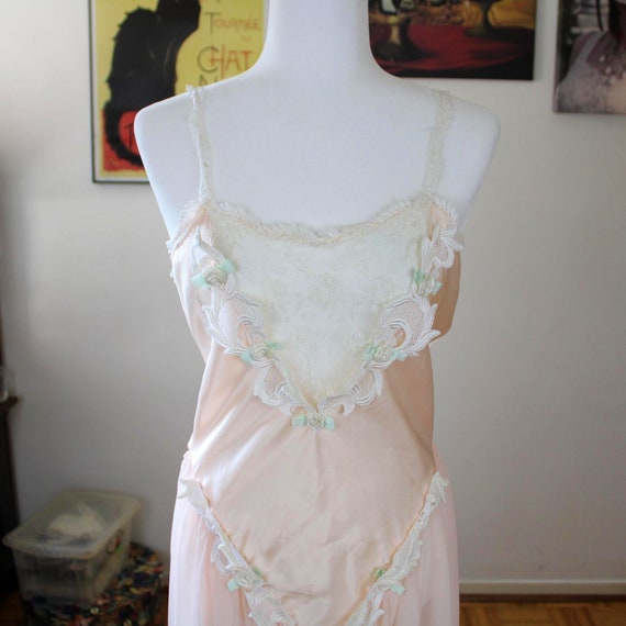 Flora Nikrooz 1980s Nightgown, Bridal Wear, Pink L