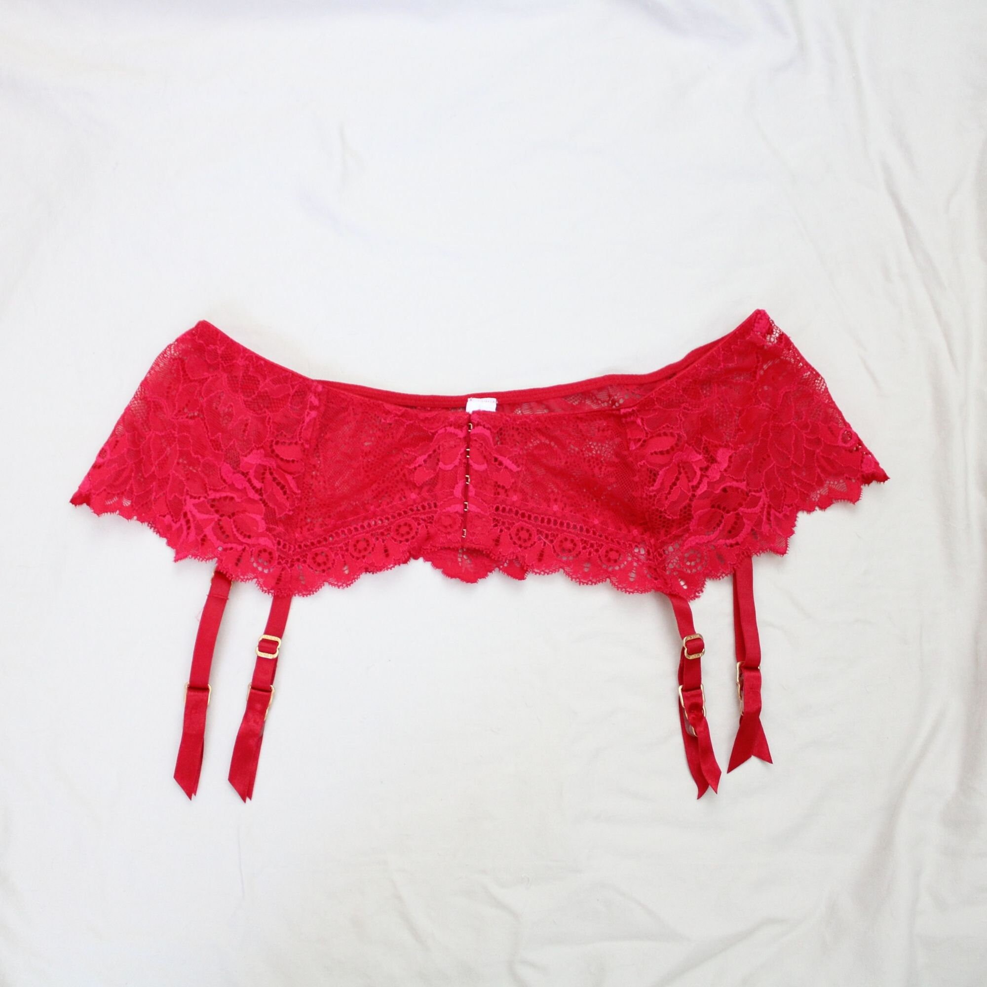 La Senza Red Lace Garter Belt Thick Width Gold Fasteners Lingerie