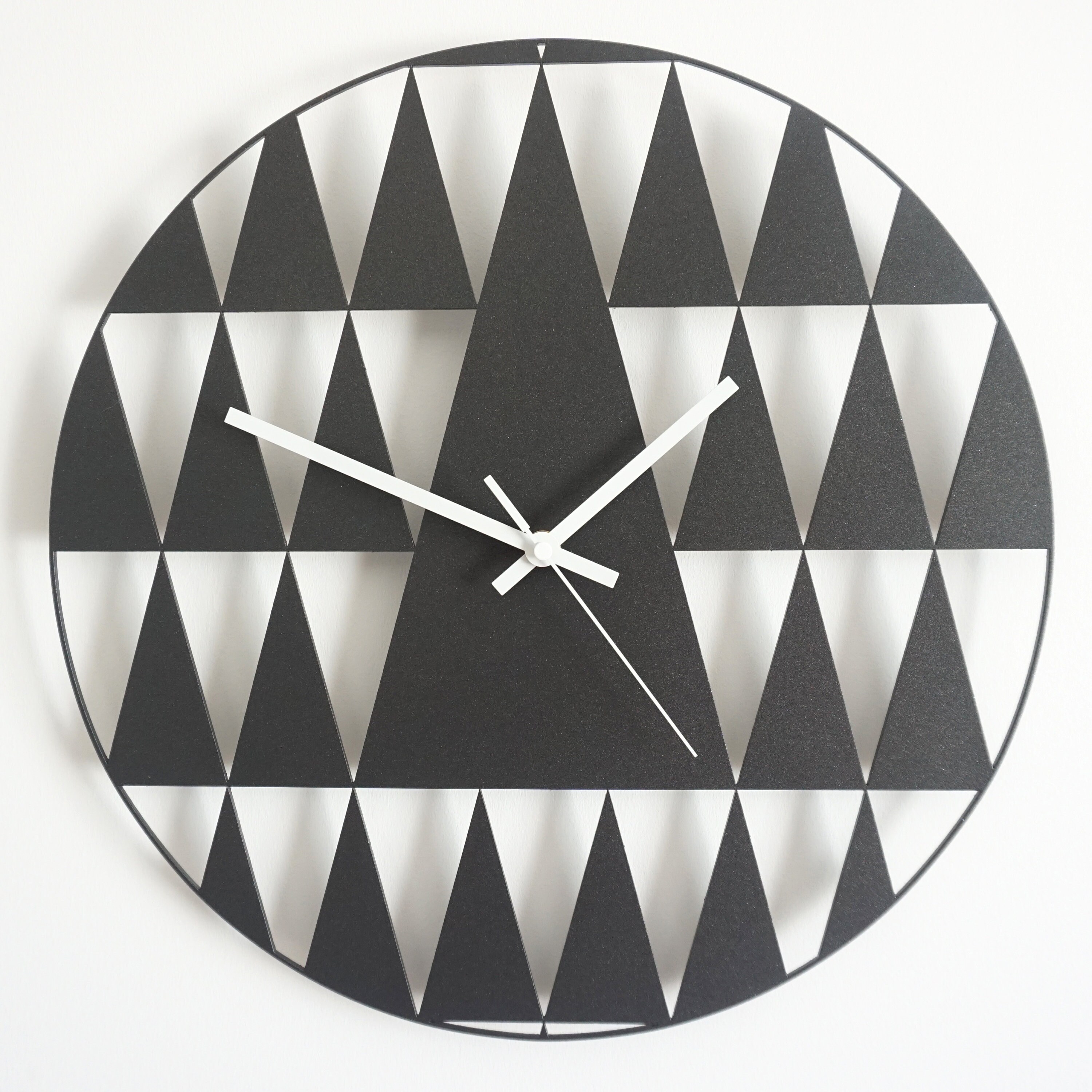 Horloge Murale Design Moderne - Triangles Diamètre 38cm