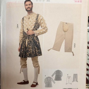 Op de afbeelding: Een Burda Style naaipatroon-envelop voor Engelse Renaissance-kleding, model 6888. De voorzijde toont een kledingset inclusief een tuniek met lange mouwen, een rok met patroon en een beige kniebroek. Maten vermeld zijn EUR 46-60.