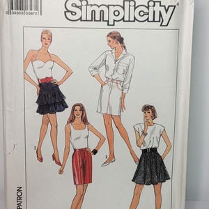Simplicity 8544 Misses Skirts Double Flounce Fly Front Half-Circle 1988 Vintage Size 10 Uncut Factory Folded