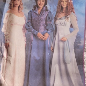 Patrón de costura para vestido medieval de fantasía / McCall&#39;s 3797 SIN CORTAR Tallas 6-20 / Vestido élfico renacentista con mangas y ribete