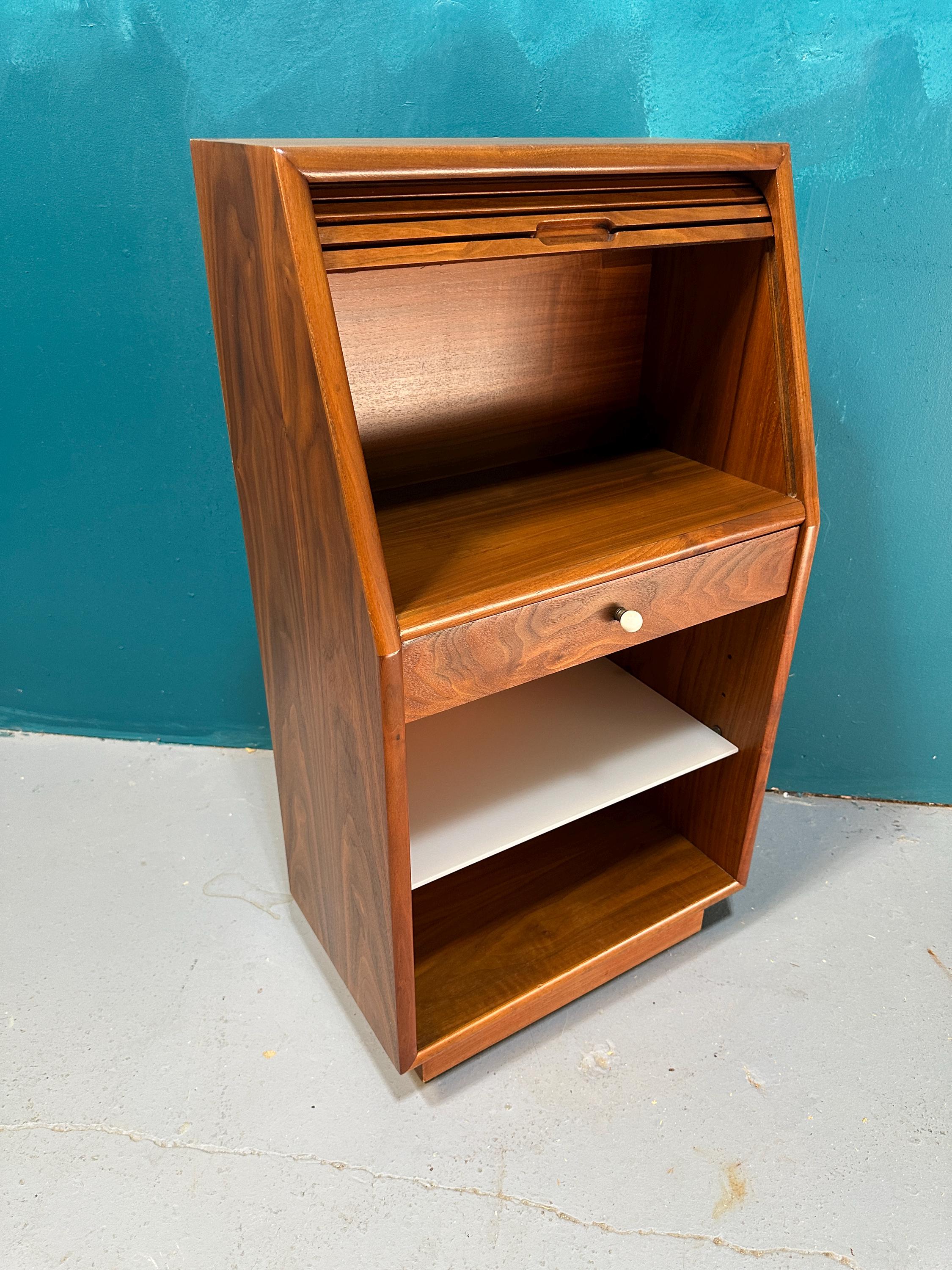 Kipp Stewart Drexel Declaration: Mid Century Modern Walnut