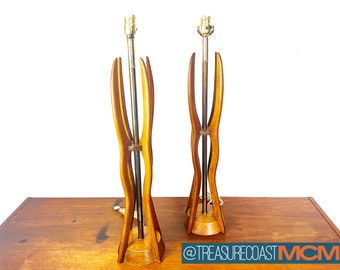 Mid Century Modern Lamp Pair / Sculptural Walnut Wood in the style of Modeline / Vintage MCM Pair of Lamps