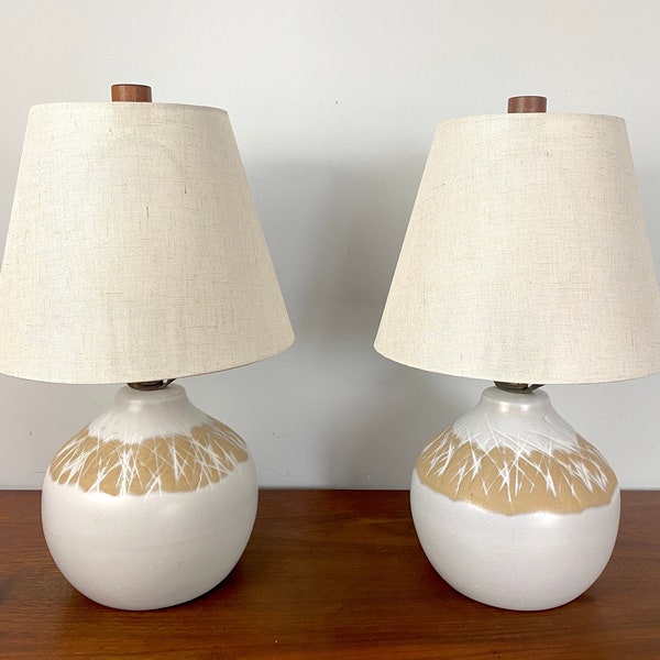 Marshall Studios Mid Century Modern Pair of Lamps by Gordon & Jane Martz  / Ceramic Stoneware Walnut / Small Table Lamp