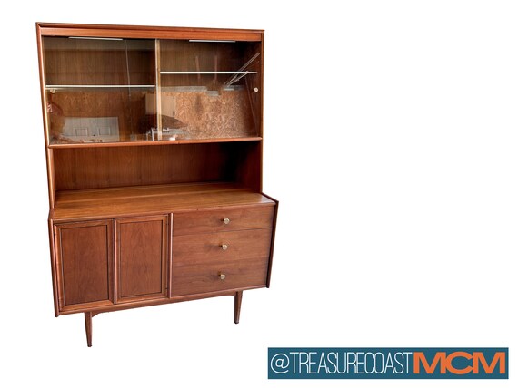Mid Century Modern Buffet Hutch Kipp Stewart for Drexel