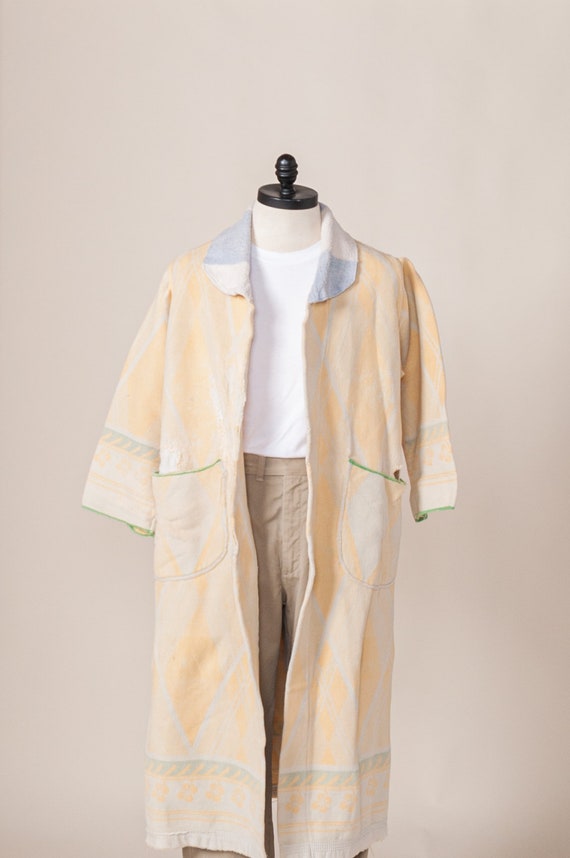 1930's Handmade Beacon Blanket Robe