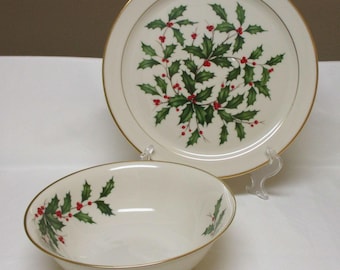 Lenox Holiday Holly Berries - Serving Platter, Serving Bowl