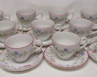 Johnson Brothers Summer Chintz: 12 Cups, 12 Saucers