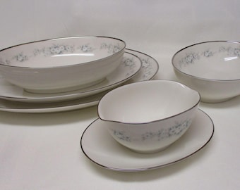 Noritake Ivory China Yorkdale Platinum Trim: 5 Serving Pieces