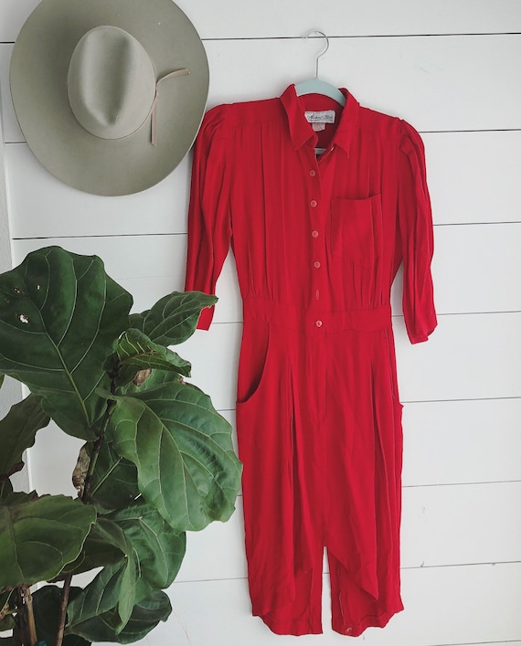 Vintage 40s style Red Tailored Dress
