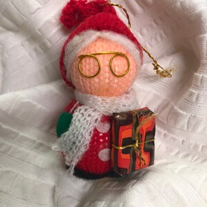 Knit Santa Ornament