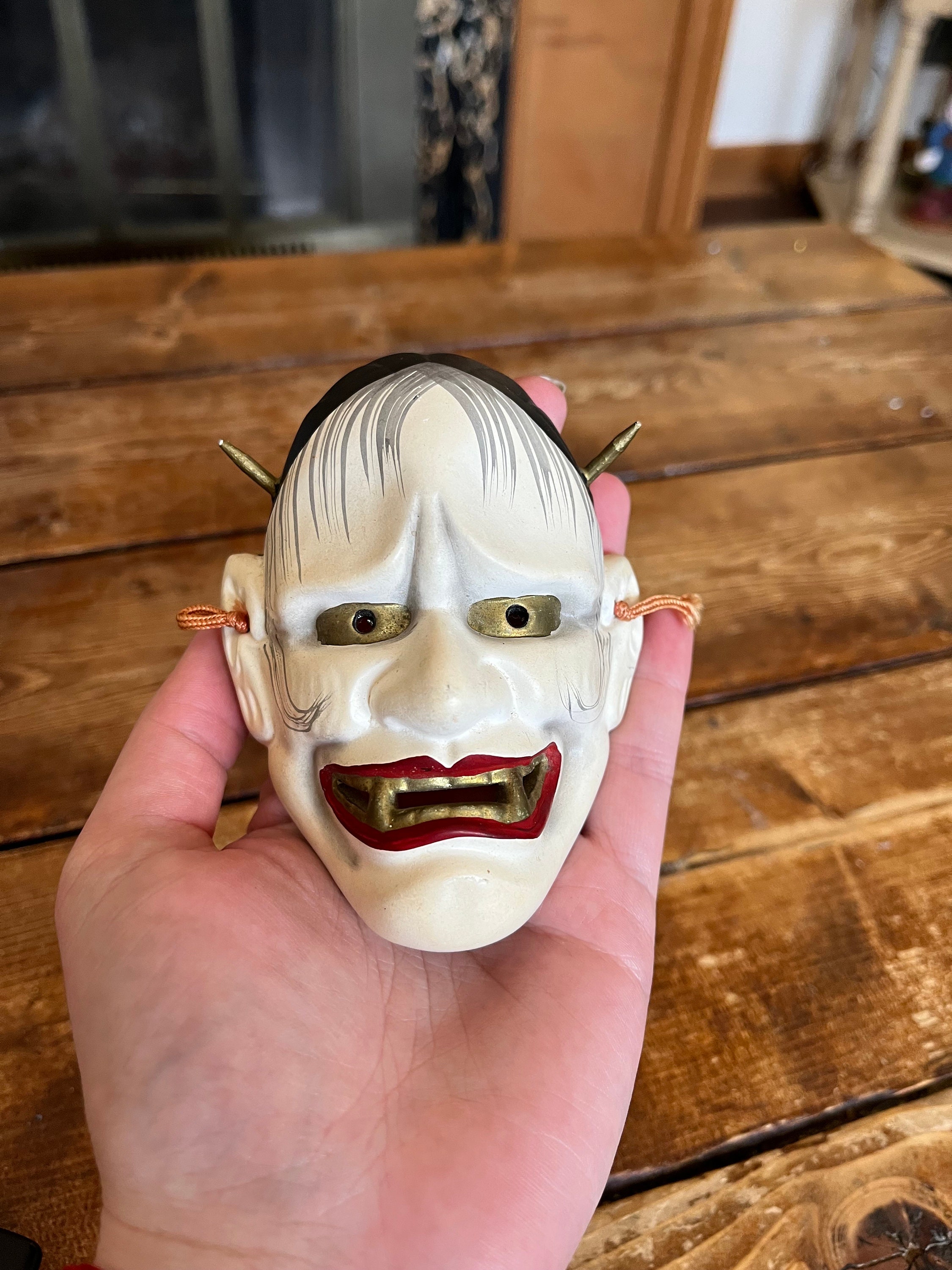 【おしゃれ】 Lovely Doll of Kawasaki Mini Mask - White - Etsy 香水(男性用)