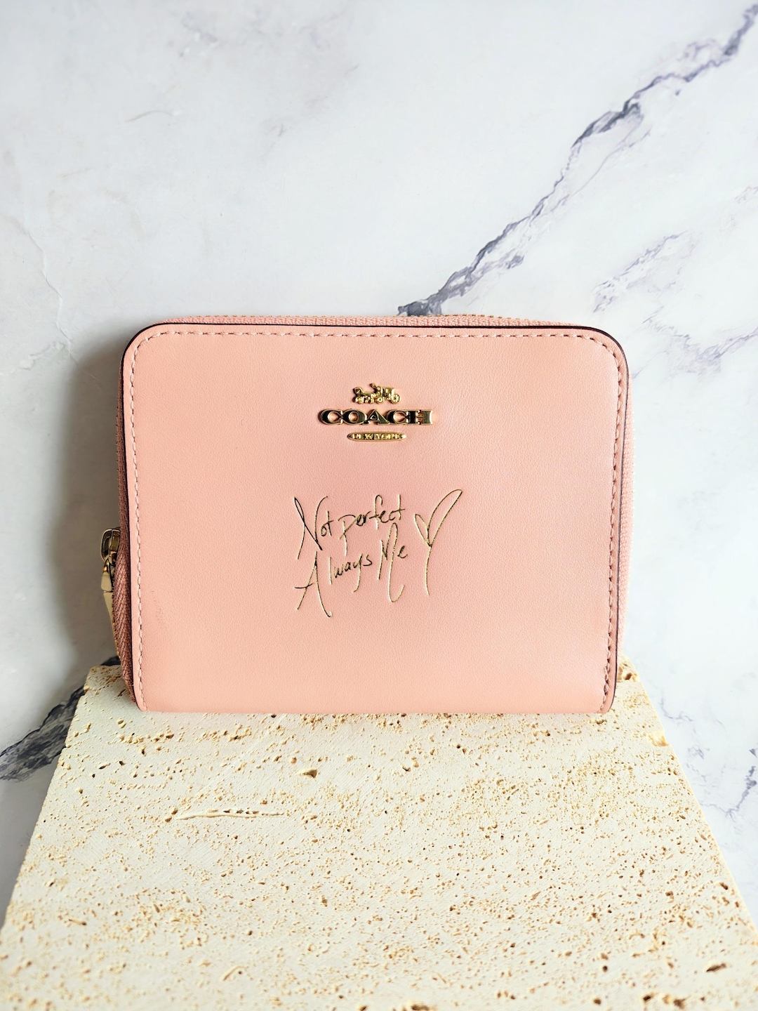 COACH x Selena Gomez コーチ iPhoneXS/X レザー il_1080xN.8012822543_h2js.jpg