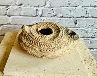 Authentic Ancient Roman Oil Lamp – Terracotta Clay – 1st–5th Century – Real Antique Archeological Find